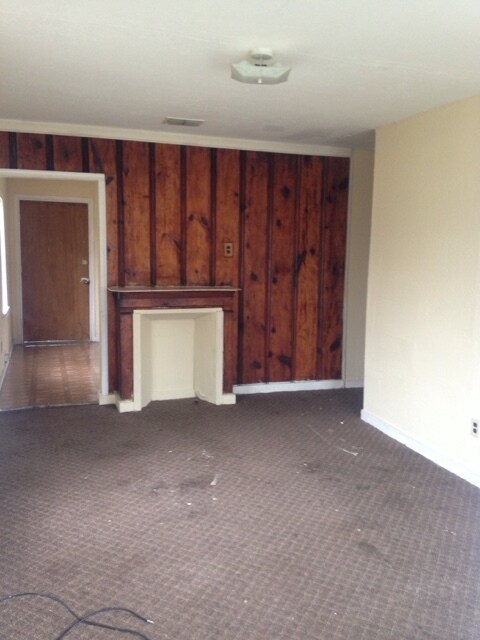 Foto del edificio - 6205 Rufus Dr