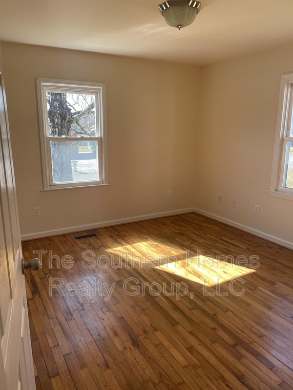 Building Photo - 1430 Tennessee Ave