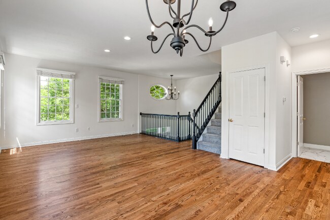 Foto del edificio - 12735 Edgemont Way