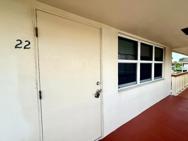 Foto del edificio - 22 Andover A