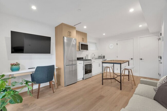 Photo du bâtiment - 78 W 14th Ave