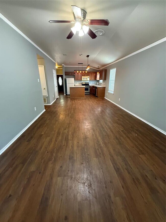 Foto del edificio - 2713 Summerwalk Pl