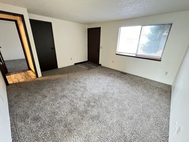 Foto del edificio - 306 2nd St SE