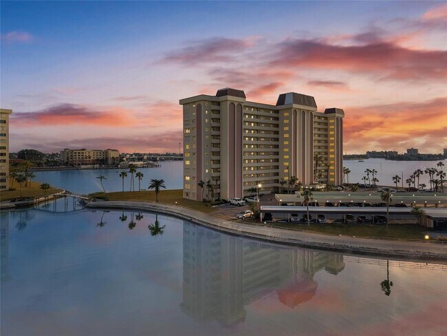 Foto del edificio - 4775 Cove Cir