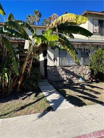 Primary Photo - 36 Camelback Ave S