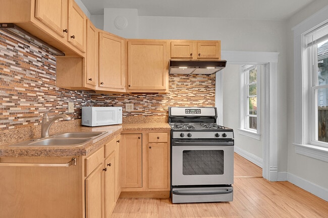 Foto del edificio - 2229 Miner St