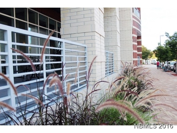 Foto del edificio - 328 Sky Sail Blvd
