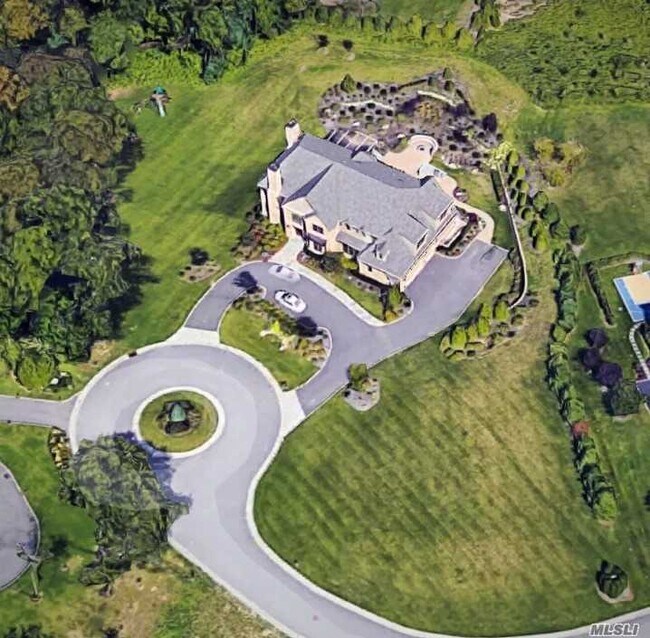 Foto del edificio - 6 Kingwood Ct
