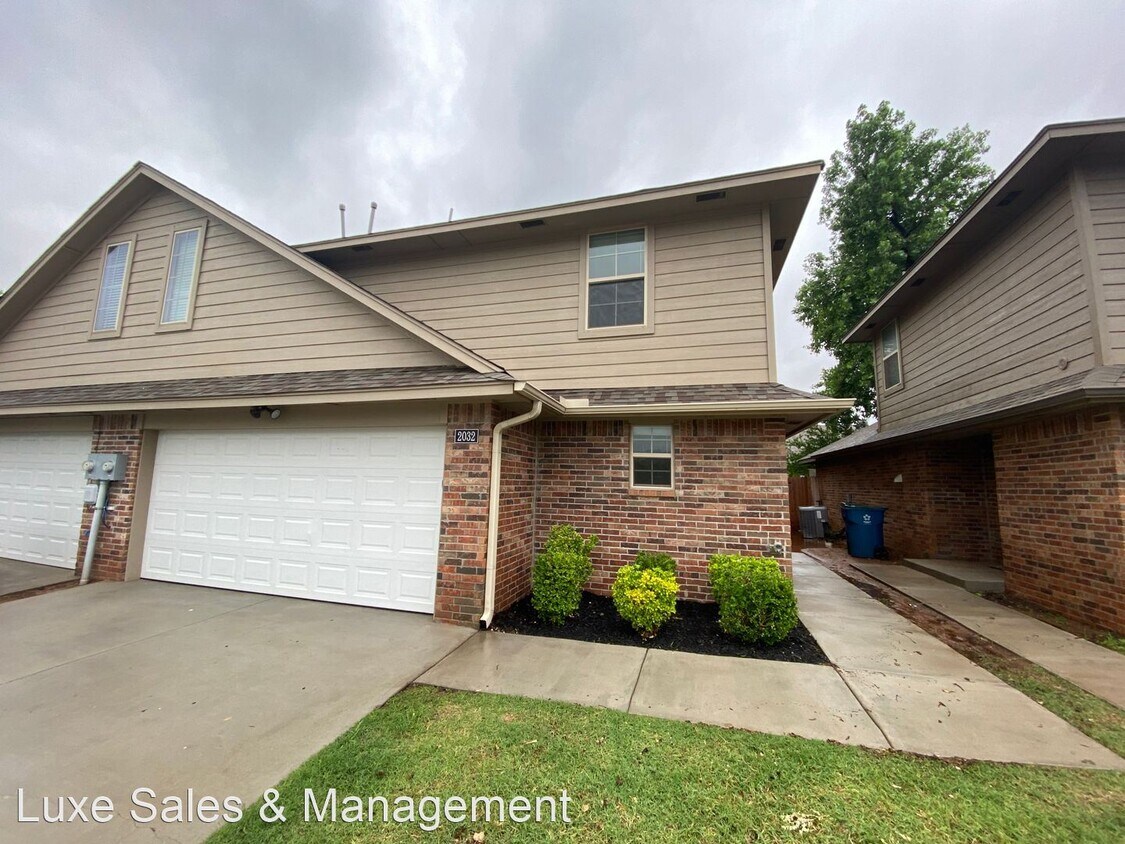 Primary Photo - 3 br, 2.5 bath House - 2032 Buena Vida Lane