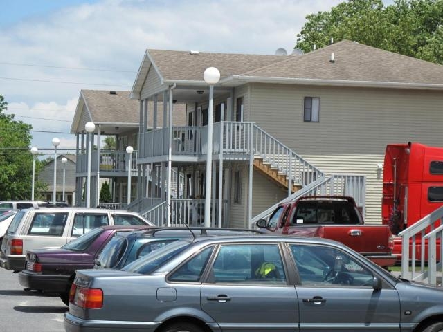 Building Photo - Sunshine Apartments