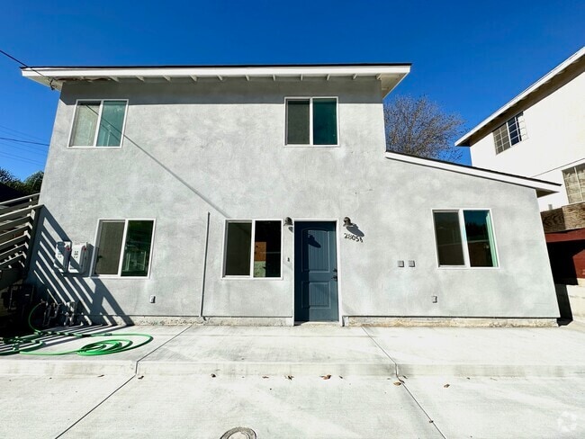 Building Photo - 2807 Lincoln Park Ave