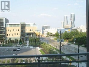 Building Photo - 365 Prince of Wales Dr