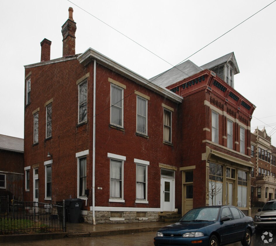 Primary Photo - 199 Center Street