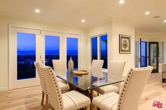 Building Photo - 3970 Murietta Ave