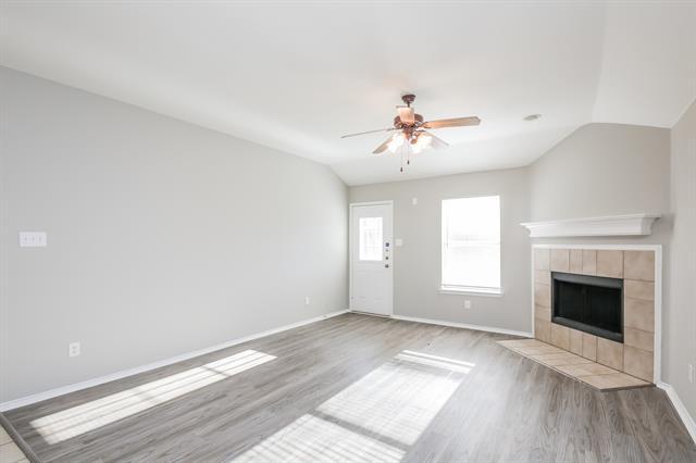 Building Photo - 2100 Hayes St