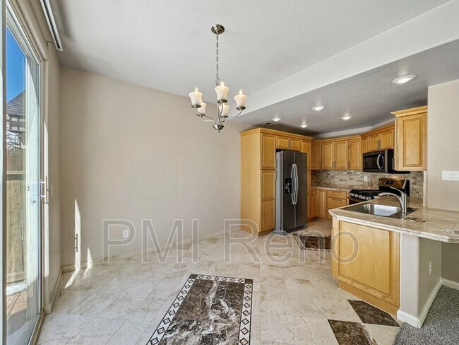 Building Photo - 5722 Golden Eagle Dr