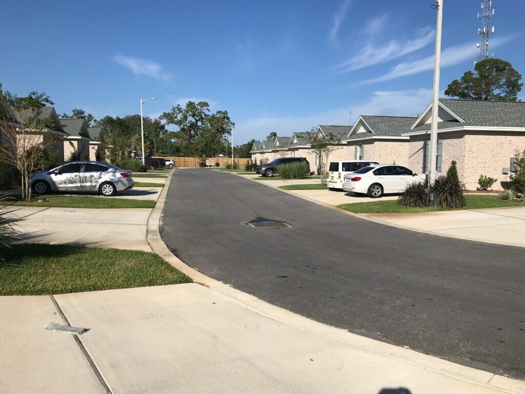 Foto principal - 101 Alley Ln