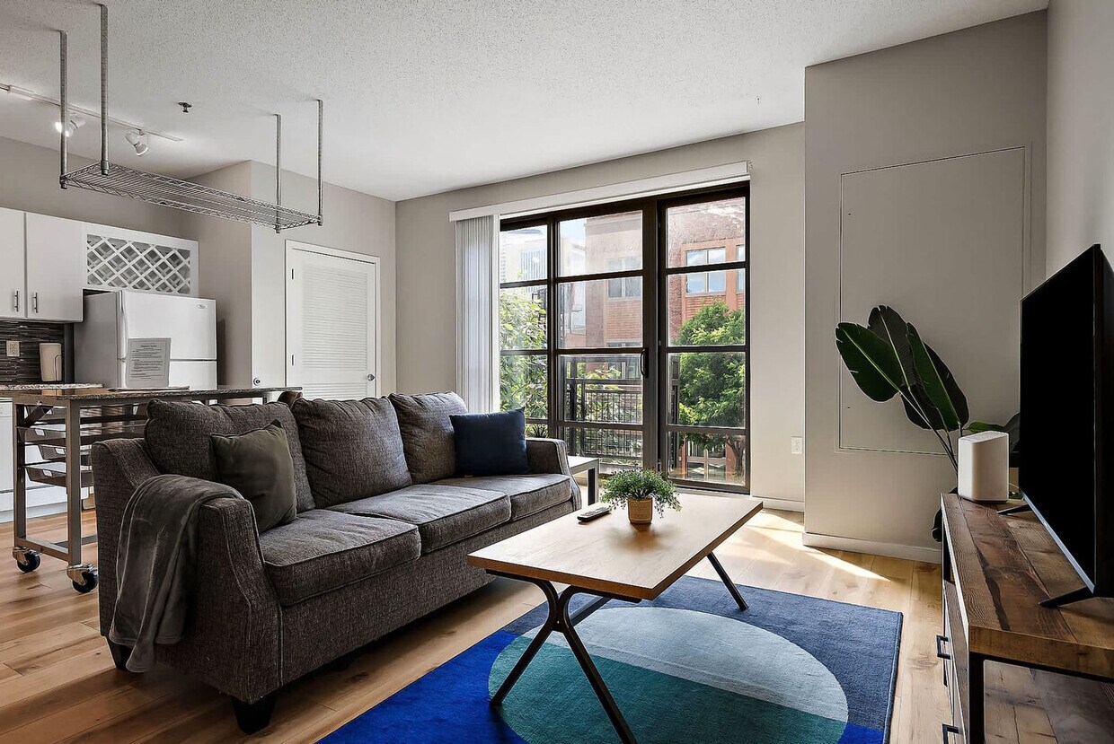Foto principal - 225 Portland Ave
