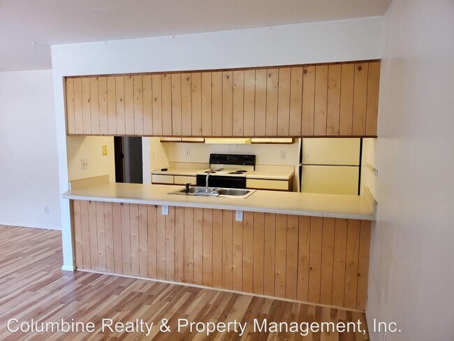 Building Photo - 804 W Cedar Ct