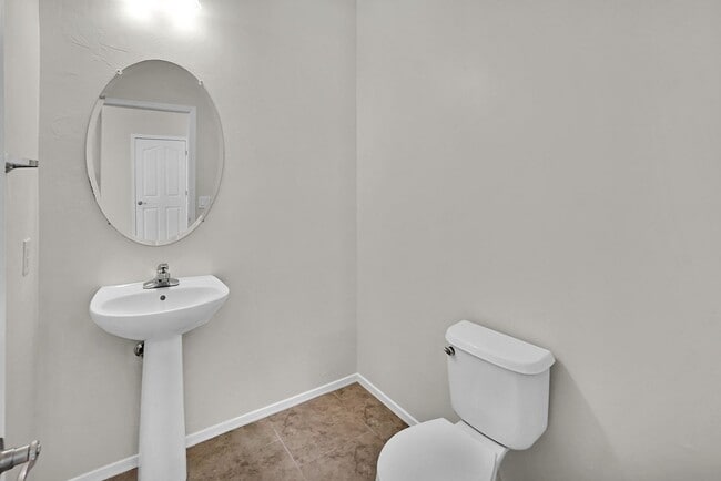 Foto del edificio - Spacious Sanctuary in Sahuarita: Modern Living Meets Outdoor Comfort