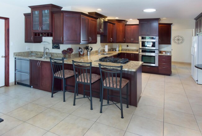 Foto del edificio - 8237 E Lewis Ave