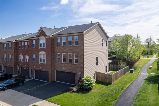 Foto del edificio - 6837 William White Way