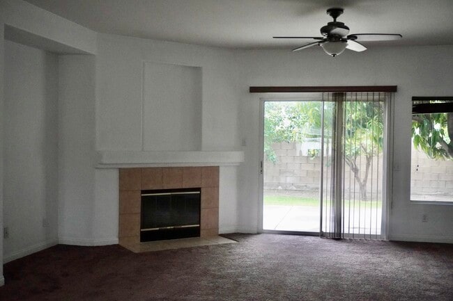 Foto del edificio - 83125 Broadmoor Dr