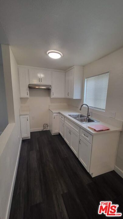 Foto del edificio - 10376 Wilmington Ave