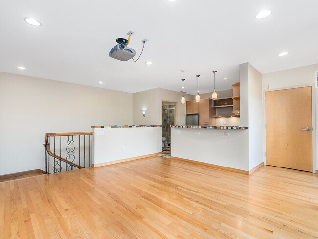 Foto del edificio - 1601 Simpson St