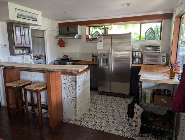 Building Photo - 240 Elwha Dr