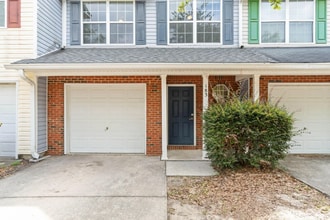 Building Photo - 183 Swaying Pine Ct