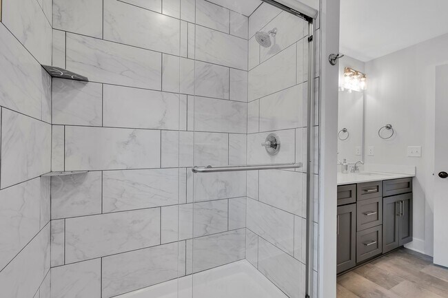 Building Photo - Beautiful 3 Bedroom Home in Greenville