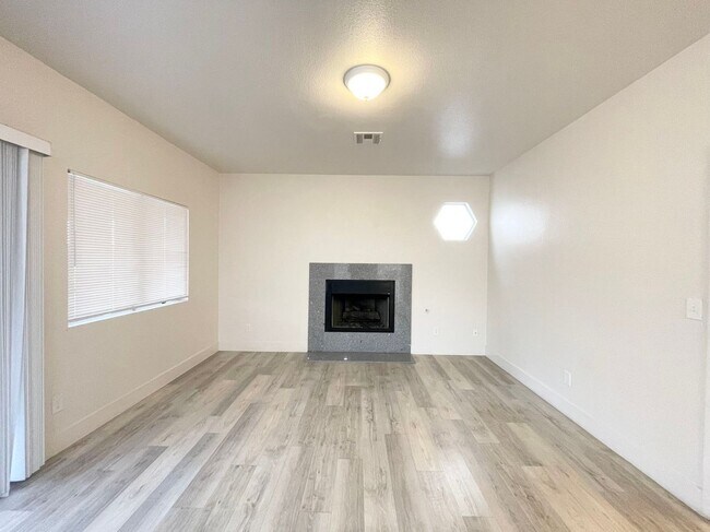 Foto del edificio - Cozy two-story single-family house