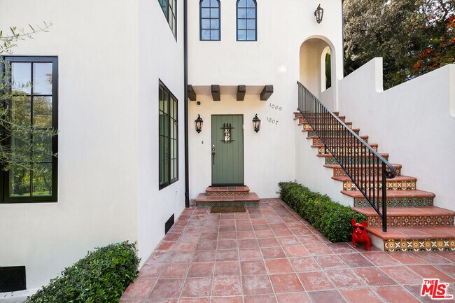 Foto del edificio - 1009 Carol Dr