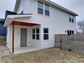 Building Photo - 7309 Bennett Ave