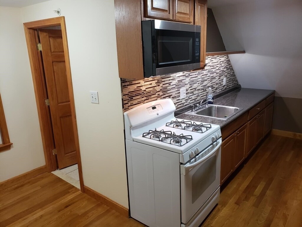Foto principal - 660 Main St