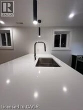 Building Photo - 286 E 45th St