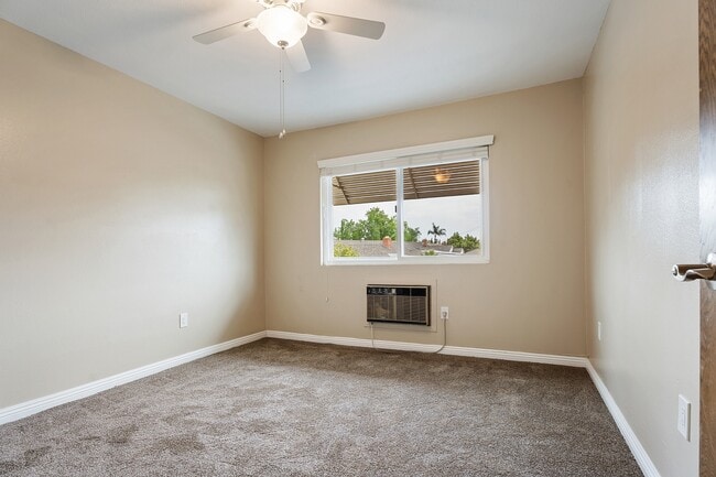 Building Photo - Upland Manor