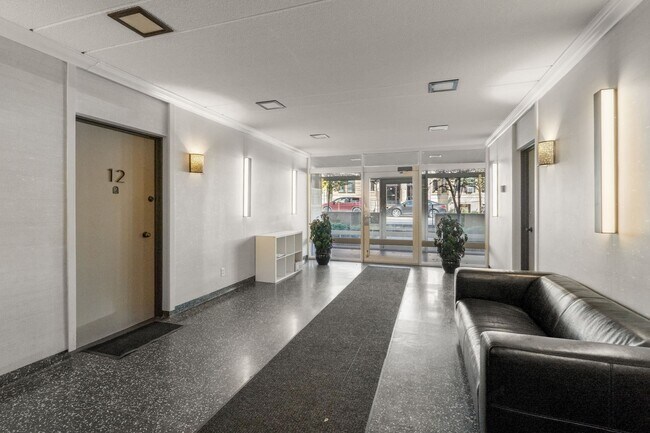 Foto del edificio - 100 Marion St