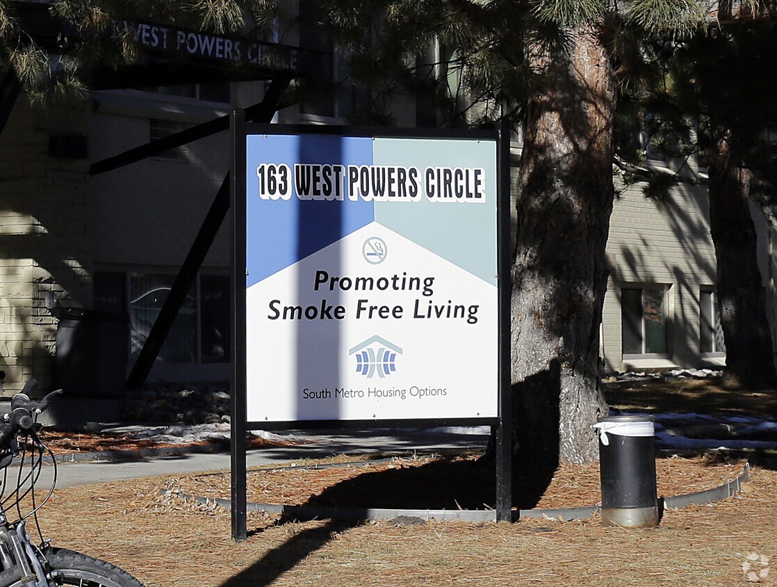 Foto del edificio - Powers Circle Apartments