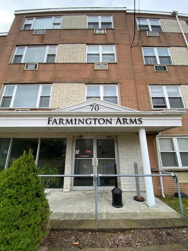 Foto principal - 70 Farmington Ave