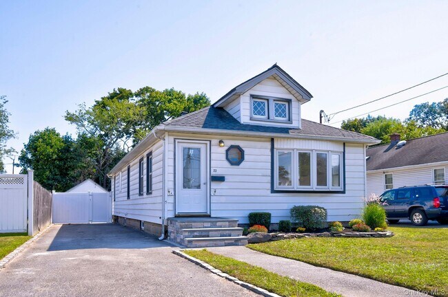 Foto del edificio - 23 Cedar Ave