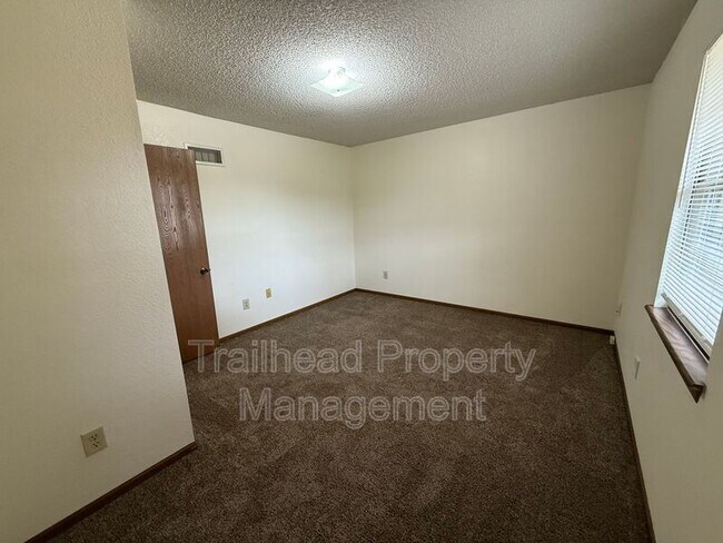 Foto del edificio - 2700 NW 3rd Terrace