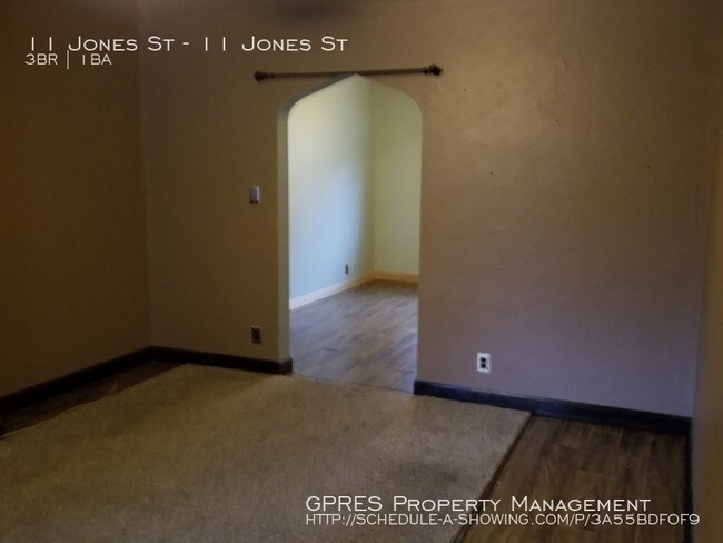 Building Photo - Etna 3 Bedroom Duplex
