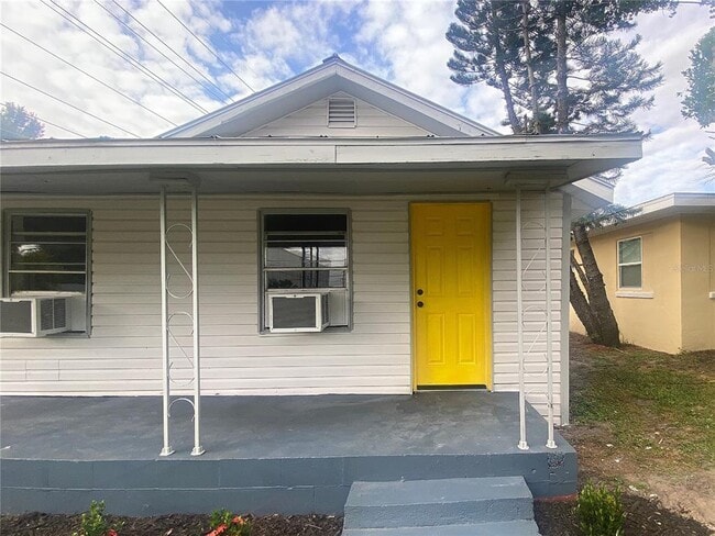 Building Photo - 622 Booker Ave