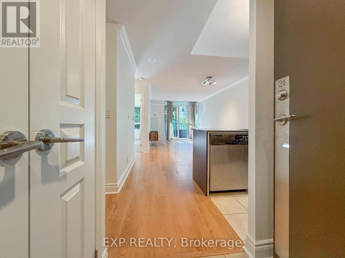 Photo principale - 30-230 Clegg Rd
