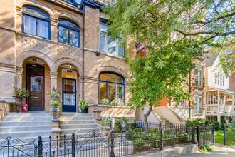 Building Photo - 1148 W Wrightwood Ave