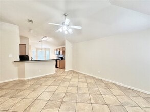 Building Photo - 11023 KNOBBLEY Oak Ct