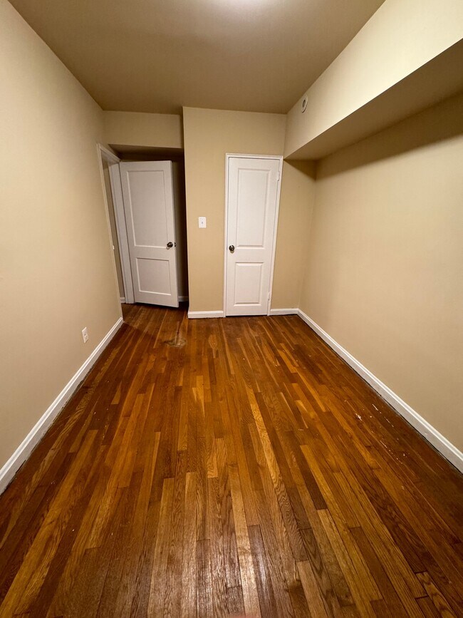 Foto del edificio - 1513 Aldeney Ave
