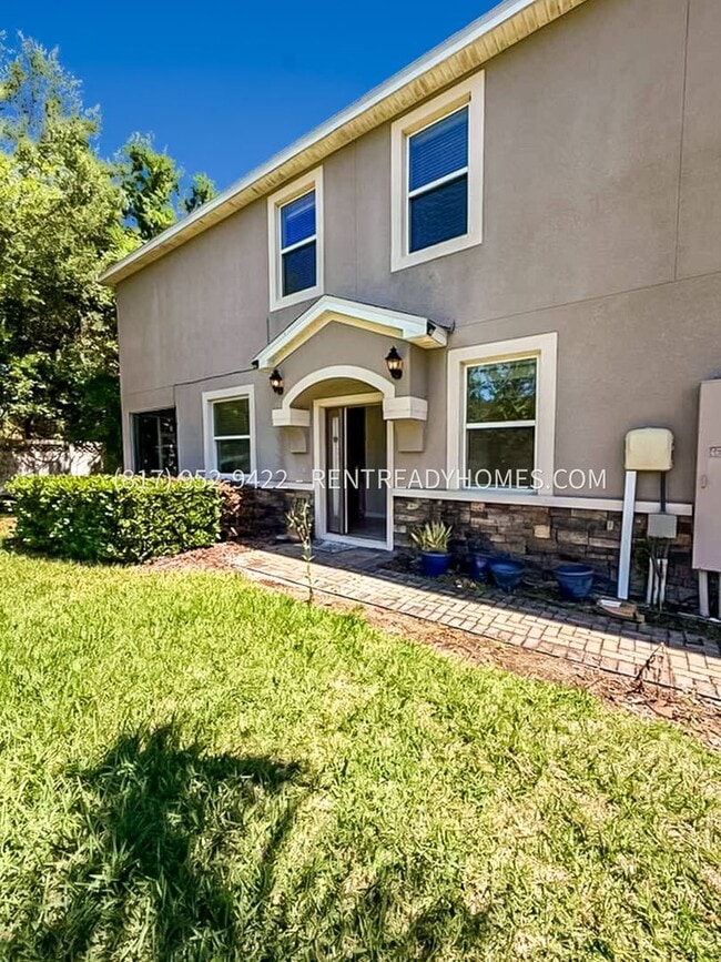 Building Photo - 3943 Claybrook Dr